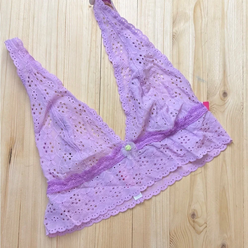 Cosmopolitan Lavender Eyelet Lace Bralette & Panty Set Lingerie NWT Size Medium